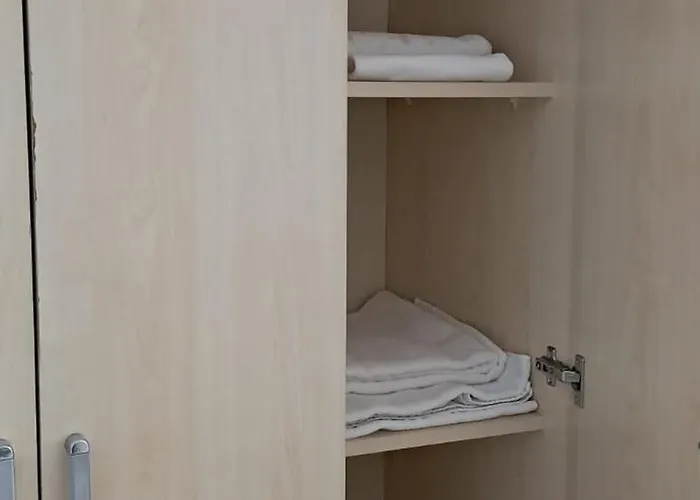 Guenisigi & דירה *